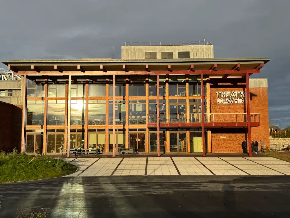 Refurbishing Extending + Waterproofing a Grade 2 Listed Theatre Wales Featured